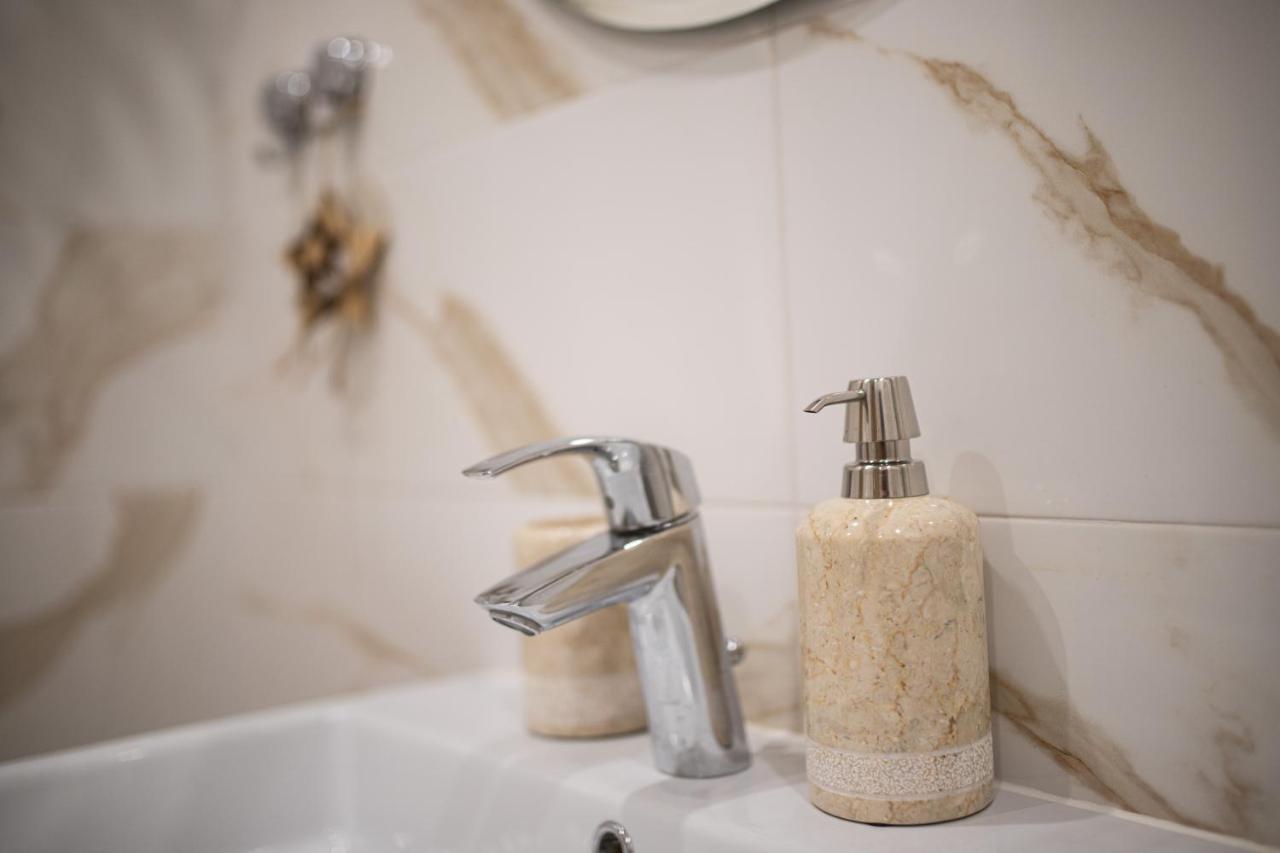 Vazov Apartment Kazanluk Bagian luar foto