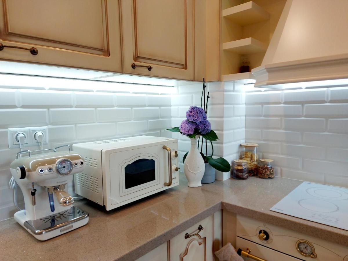 Vazov Apartment Kazanluk Bagian luar foto
